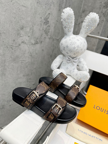 LV high version 2022 Milan exhibition walking embroidered thick sole slippers 35-41_-f70dc040